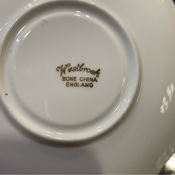 🫖 Vintage Westbrook bone China teacup and saucer English countryside floral - Picture 4 of 5